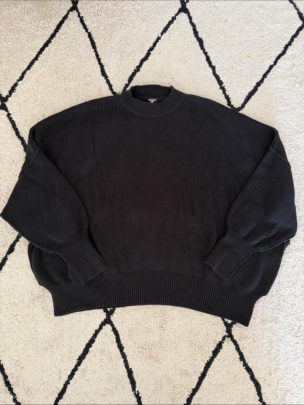 Free People women’s Easy Street Black Ribbed Crewneck Pullover size S